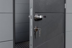 The Eleganto metal steel shed door hand and euro lock detail.
