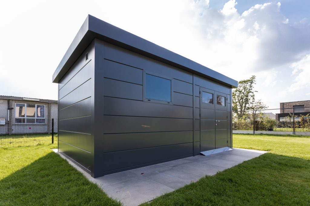 An Alternative Angled Photo In A Field Of The Eleganto 5435 Metal Steel Building In Anthracite